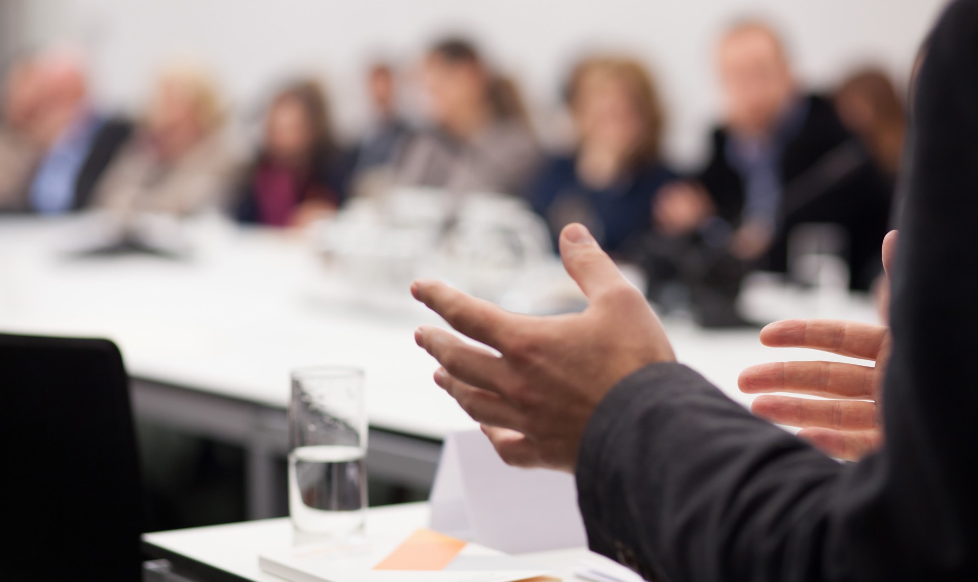 Рособрнадзор призвал обсудить идею сдачи ЕГЭ только для поступающих в вузы