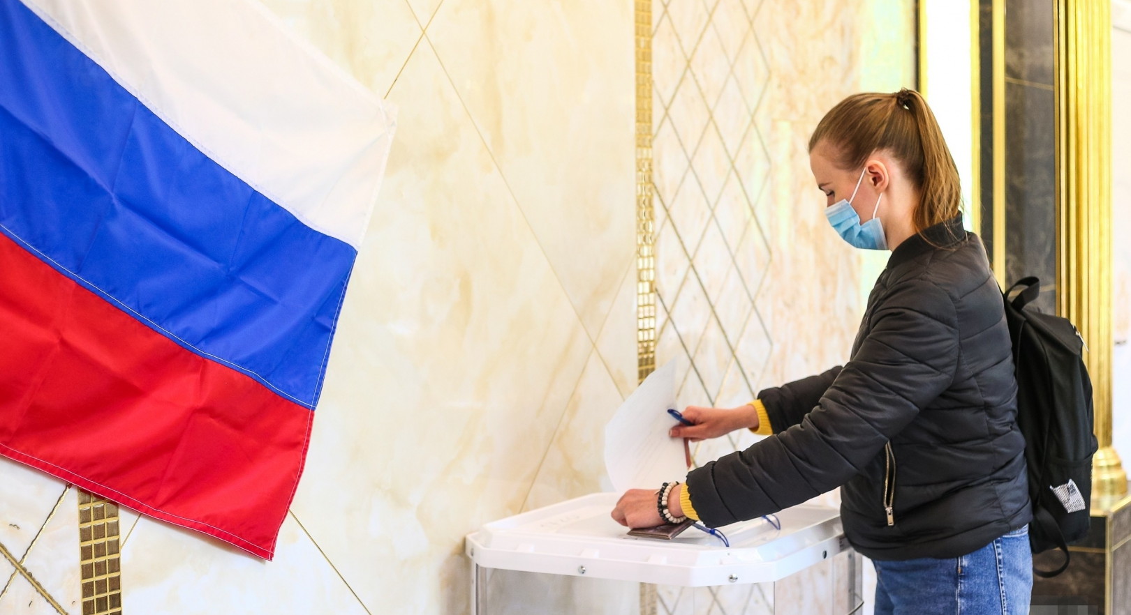 Миронов предложил отказаться от избирательных участков в школах