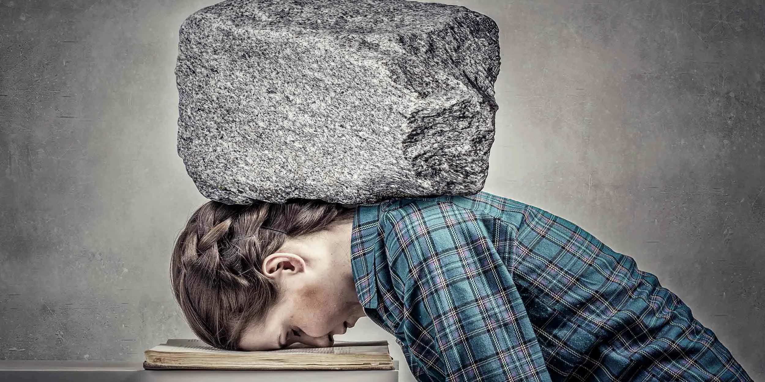 Депрессию у подростков создает не «дистанционка», депрессия – не «ой, мне грустно и скучно сидеть дома»