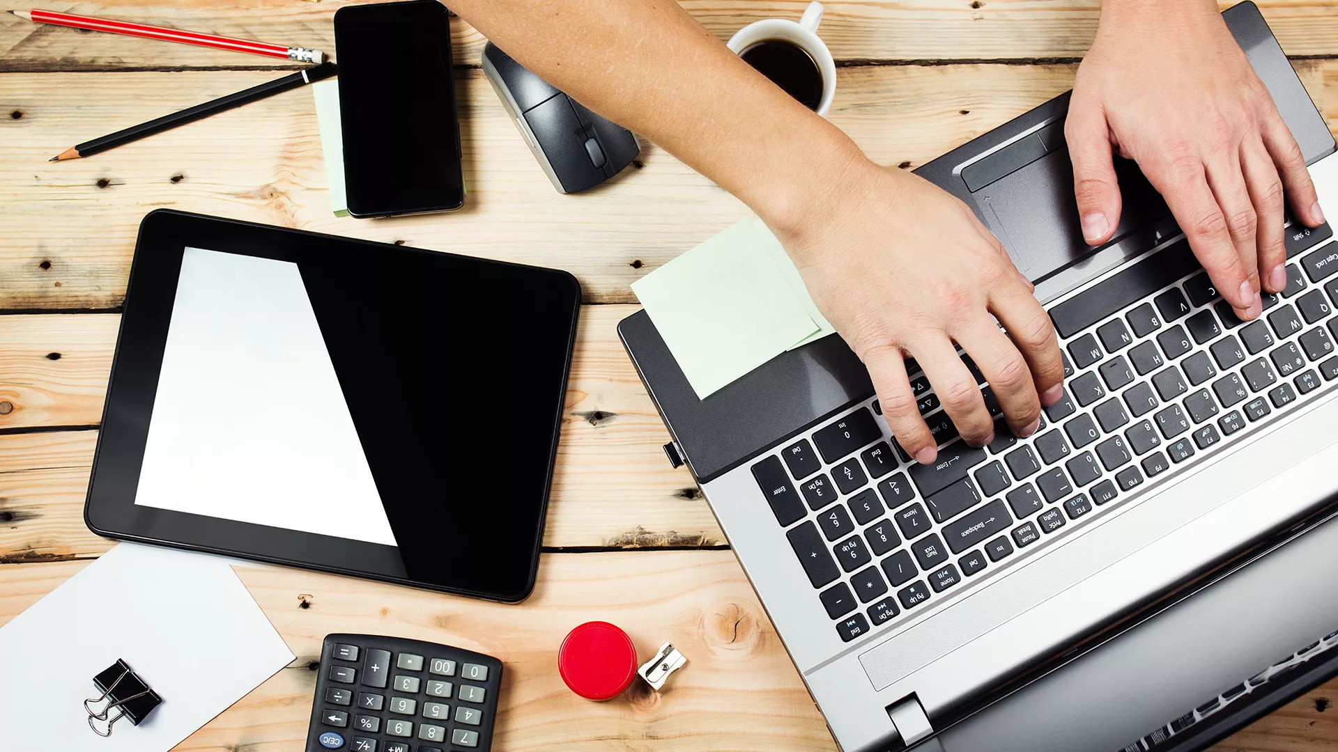 Мэр Москвы призвал предприятия оставлять сотрудников на «удаленке»