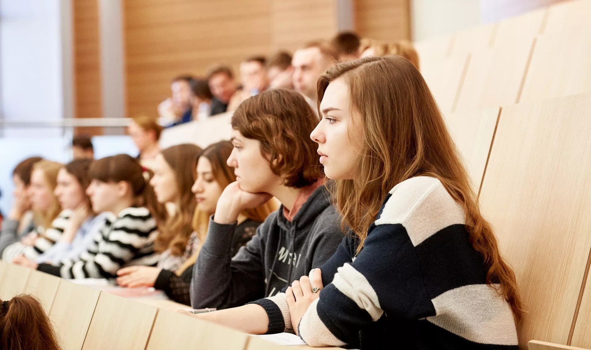 В Минобрнауки опасаются массовых вспышек коронавируса в вузах