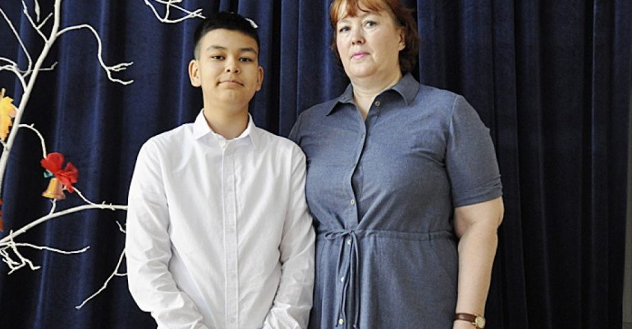 В Югре семиклассник спас учительницу, потерявшую сознание во время урока