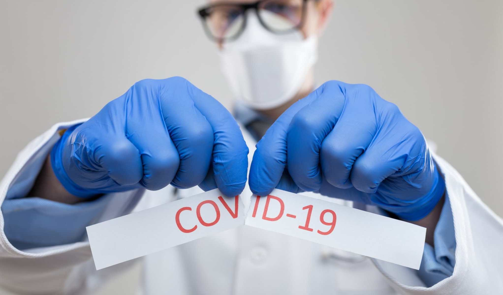 Роспотребнадзор: Месяц работы школ показал, что риска заражения детей COVID нет