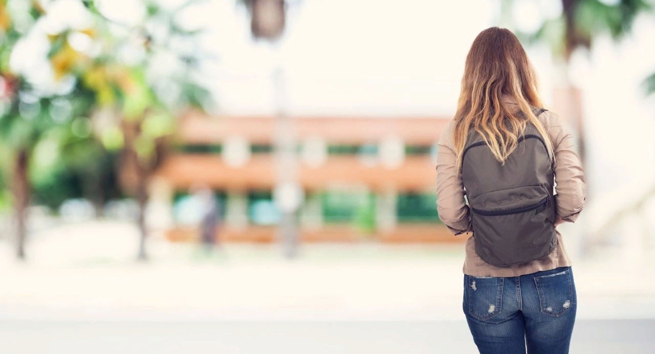 ​Школьница спрятала своего новорожденного ребенка в морозилке