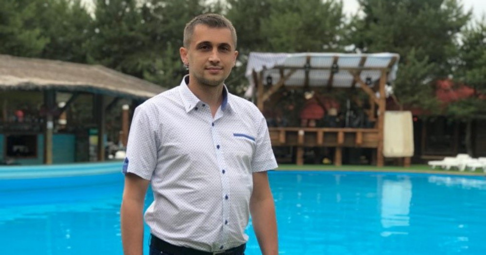 Отца-одиночку убили из-за конфликта в родительском чате. Смотрим скрины переписки