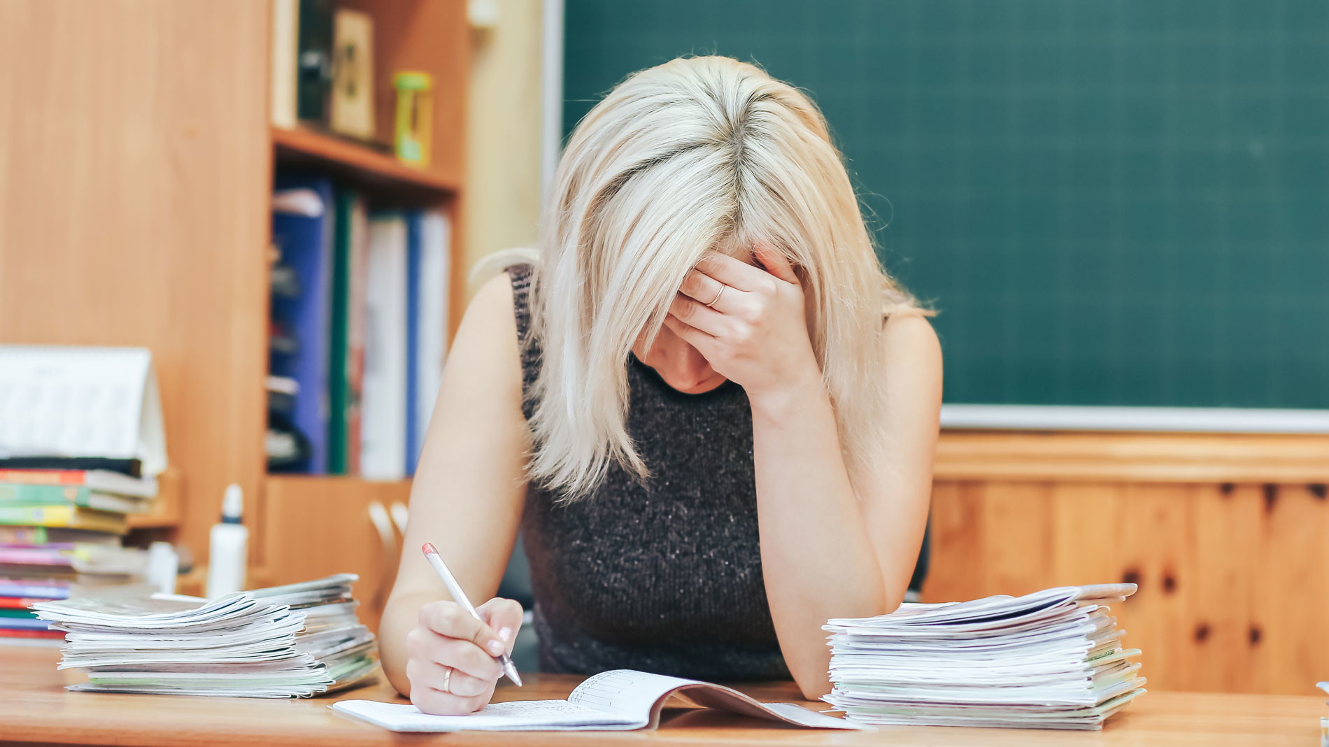 Передается ли коронавирус через тетради