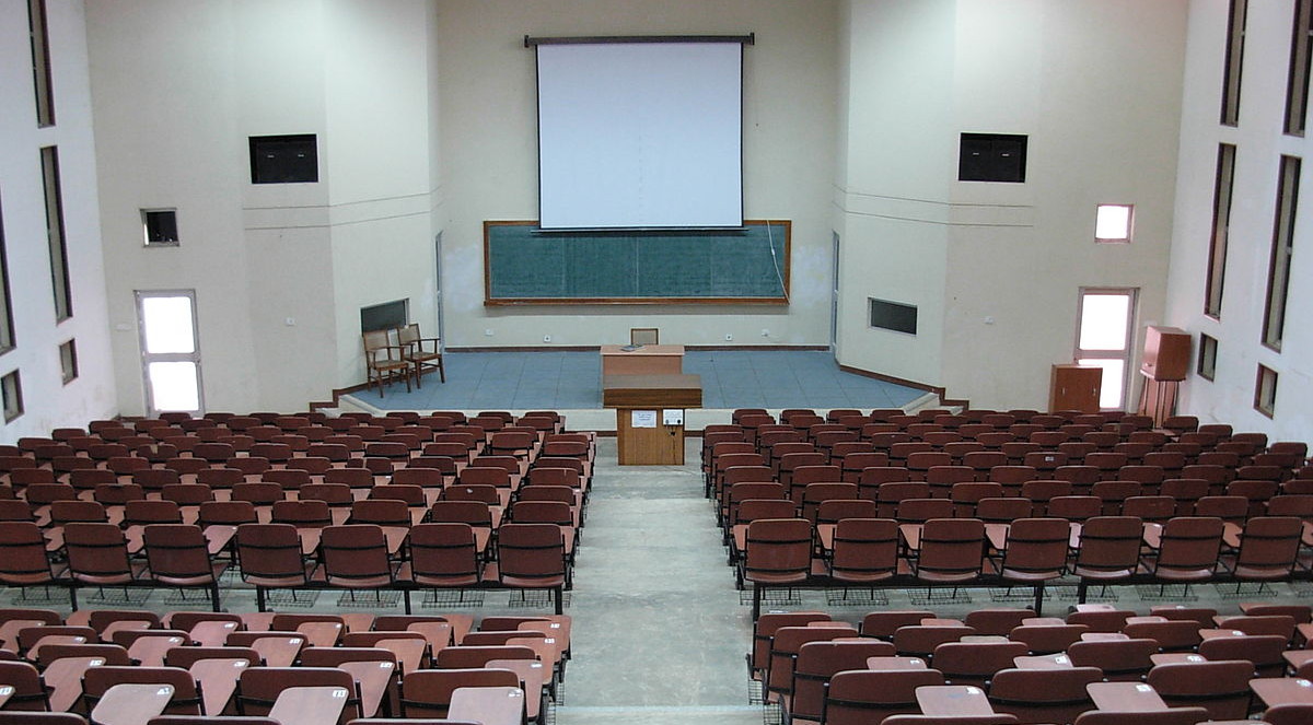 Почти все российские студенты уходят на дистант до 6 февраля