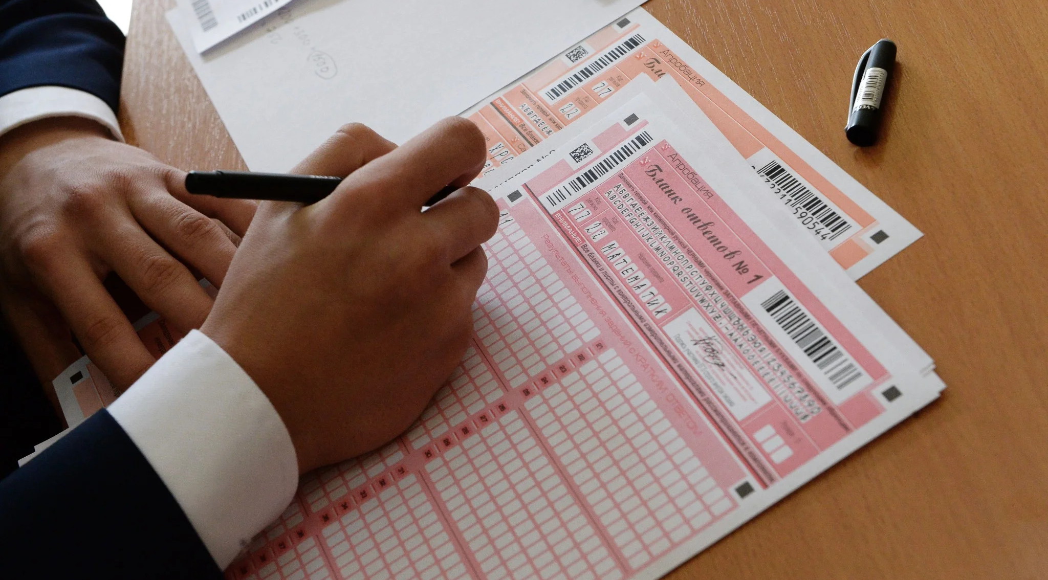 Анзор Музаев вместе с родителями московских школьников сдаст пробный ЕГЭ