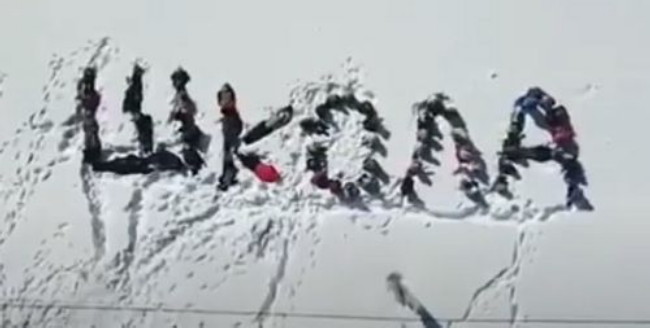 В Татарстане дети составили собой слово «школа» на снегу, чтобы для них построили школу