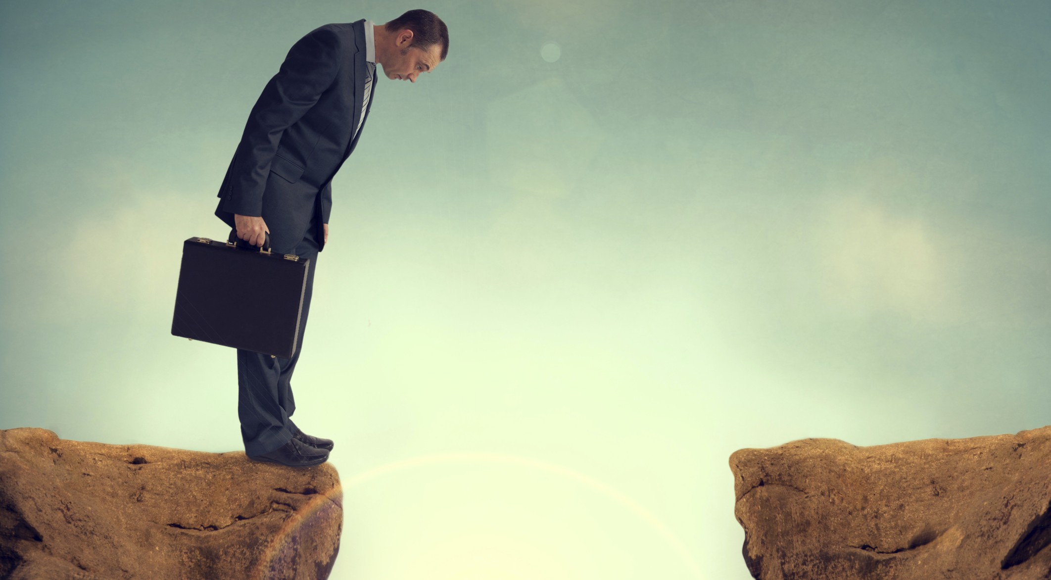 «Нужно стимулировать не бюрократические механизмы, а поощрять активность учителя»