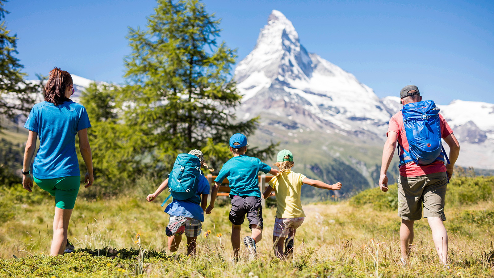 Когда отправить ребенка в лагерь, чтобы получить кешбек
