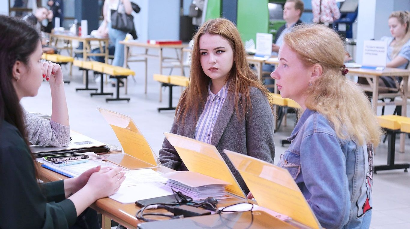 Нужен ли ПЦР-тест или QR-код для поступления в вуз