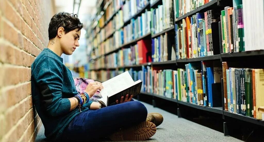 Автобиография или фантастика: какие книги читают победители олимпиад