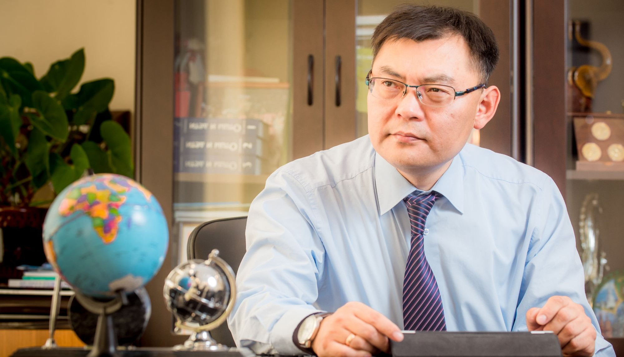 Алдар Дамдинов назначен исполняющим обязанности ректора БГУ