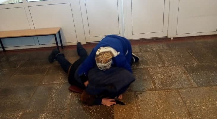 В Чувашии бабушка-вахтерша скрутила мужчину с автоматом