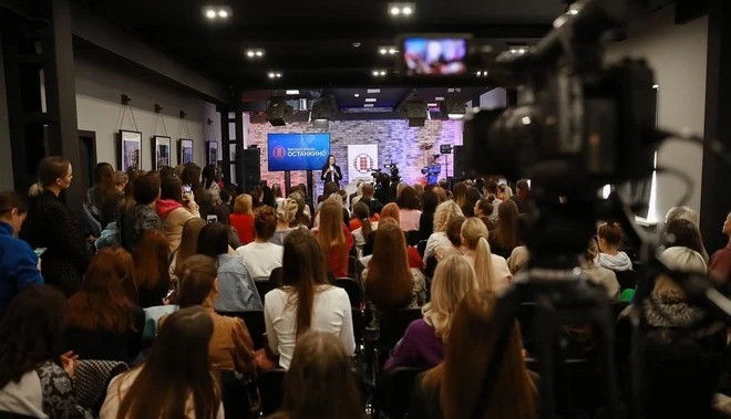 Отчисленные из школы «Останкино» за лайк потребовали публичных извинений