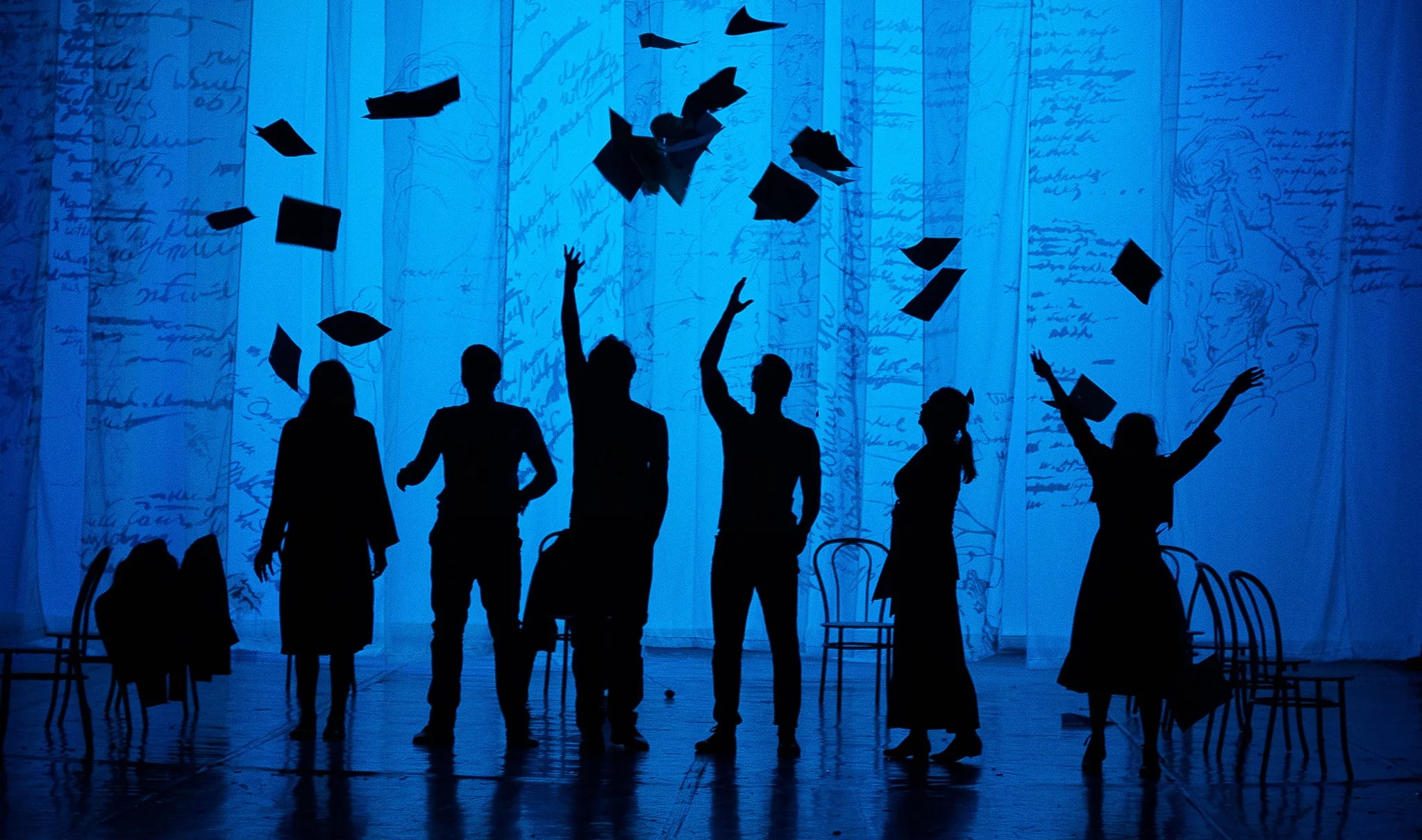 Искусство декламации на школьных уроках и цифровой театр: в Москве обсудили роль театральной педагогики