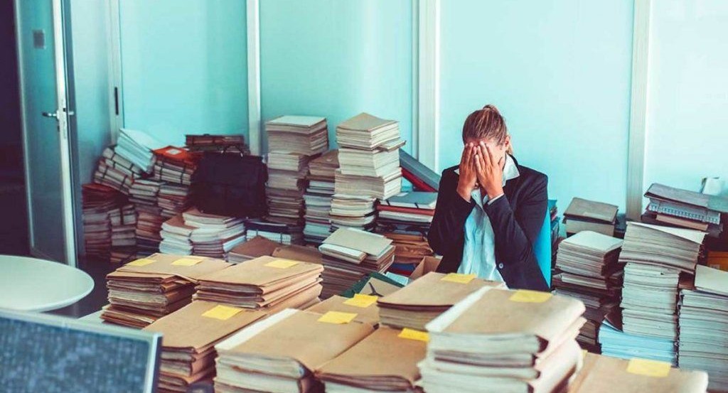 Владимир Путин подписал закон, снижающий бюрократическую нагрузку на учителей