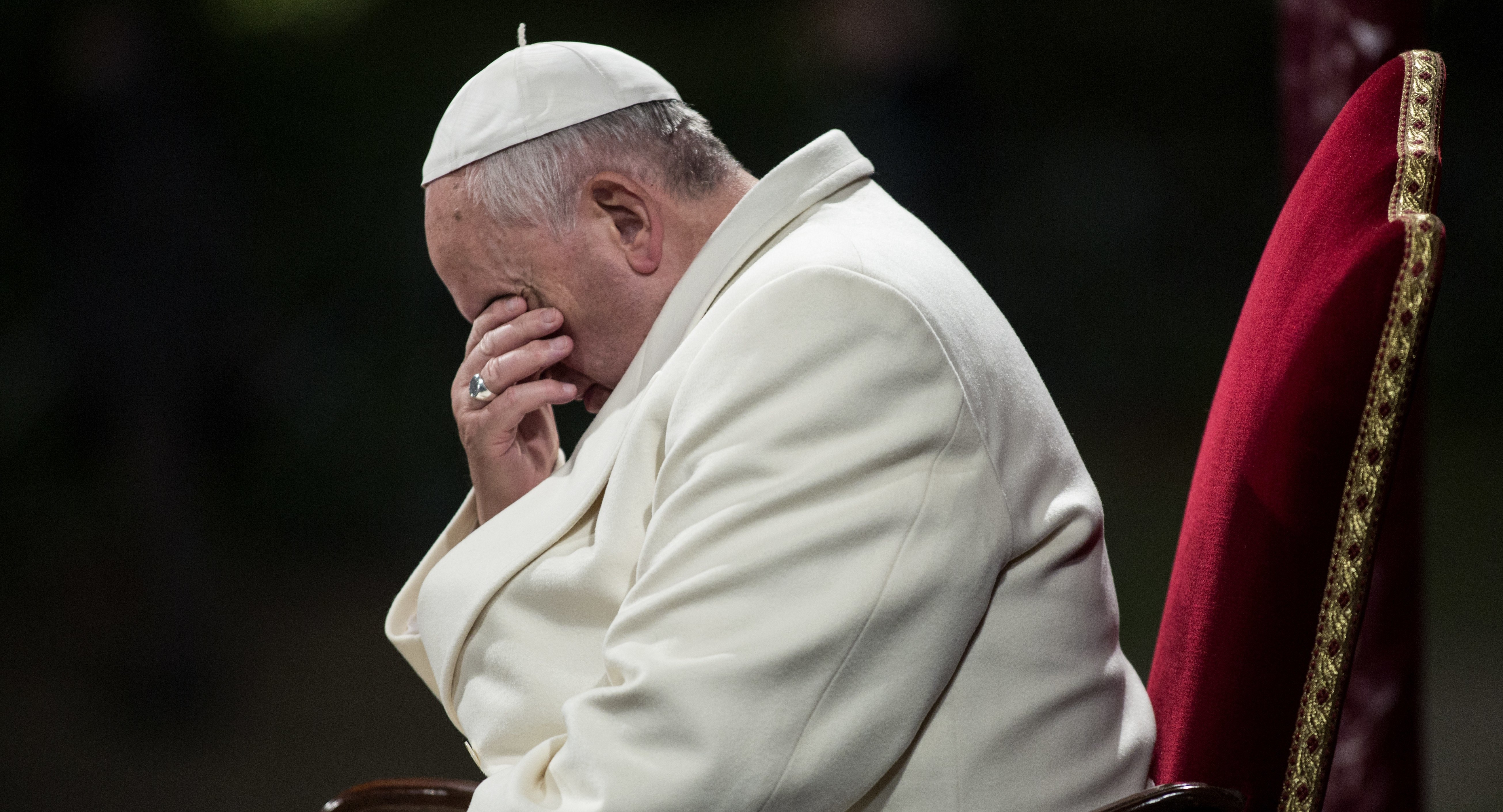 Папа Римский извинился перед индейцами в Канаде за католические школы и конкистадоров