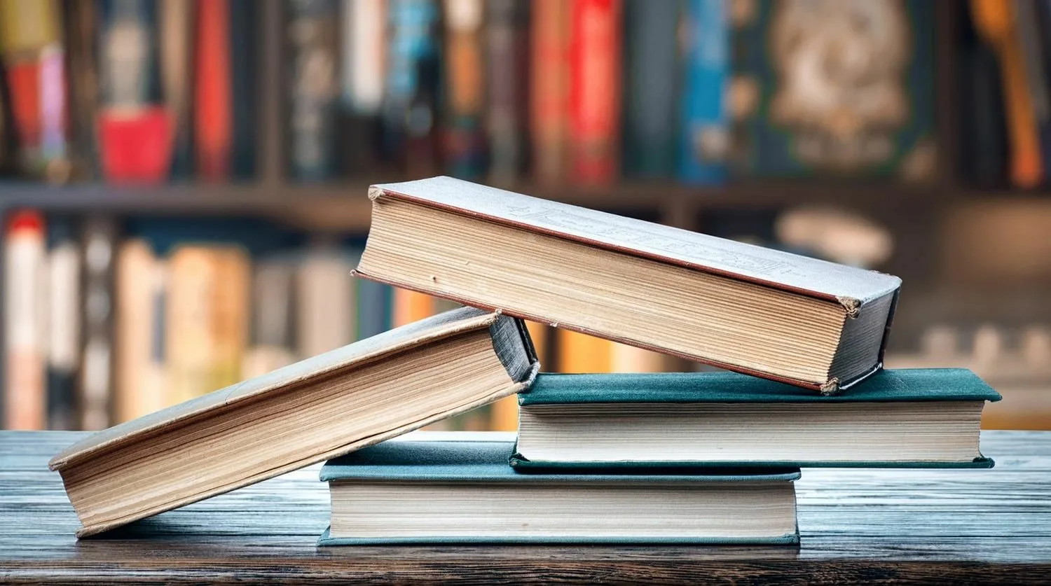 В Госдуму внесли проект о введении госзаказа на разработку учебников