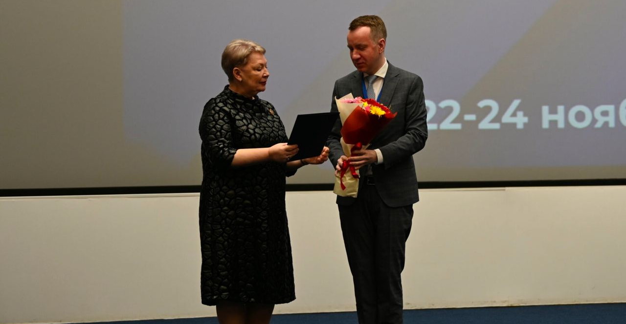 Президенту РАО Ольге Васильевой вручили медаль К.Д. Ушинского