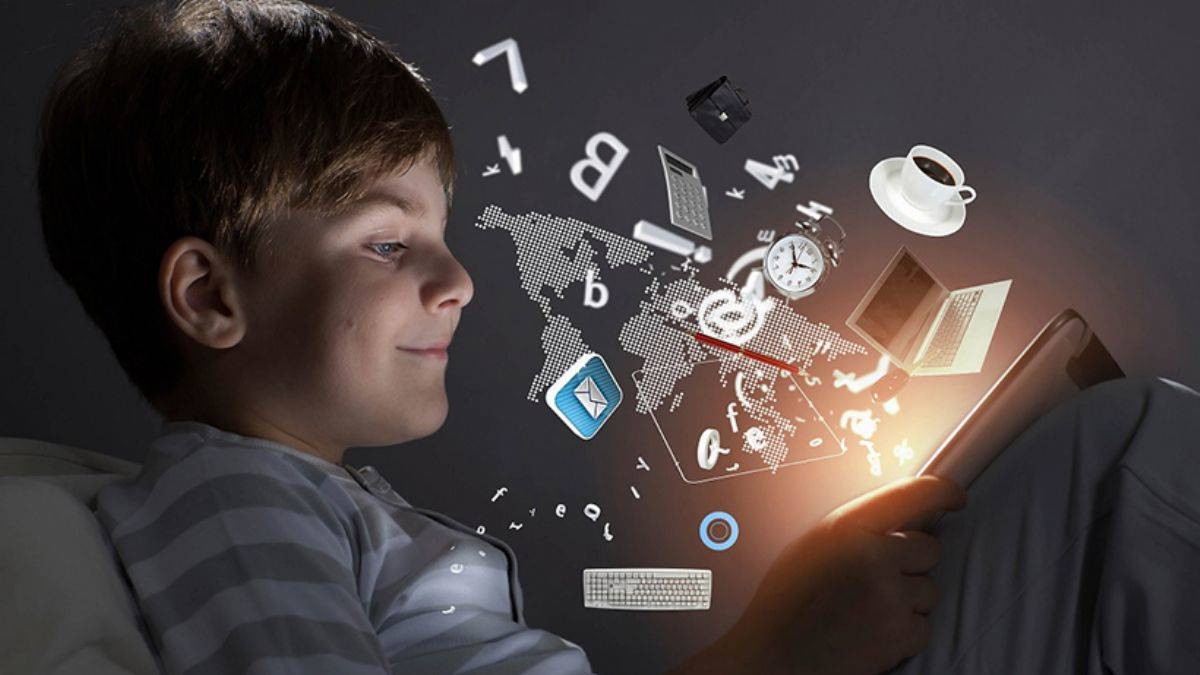 Исследование: зачем подростки чаще всего используют интернет