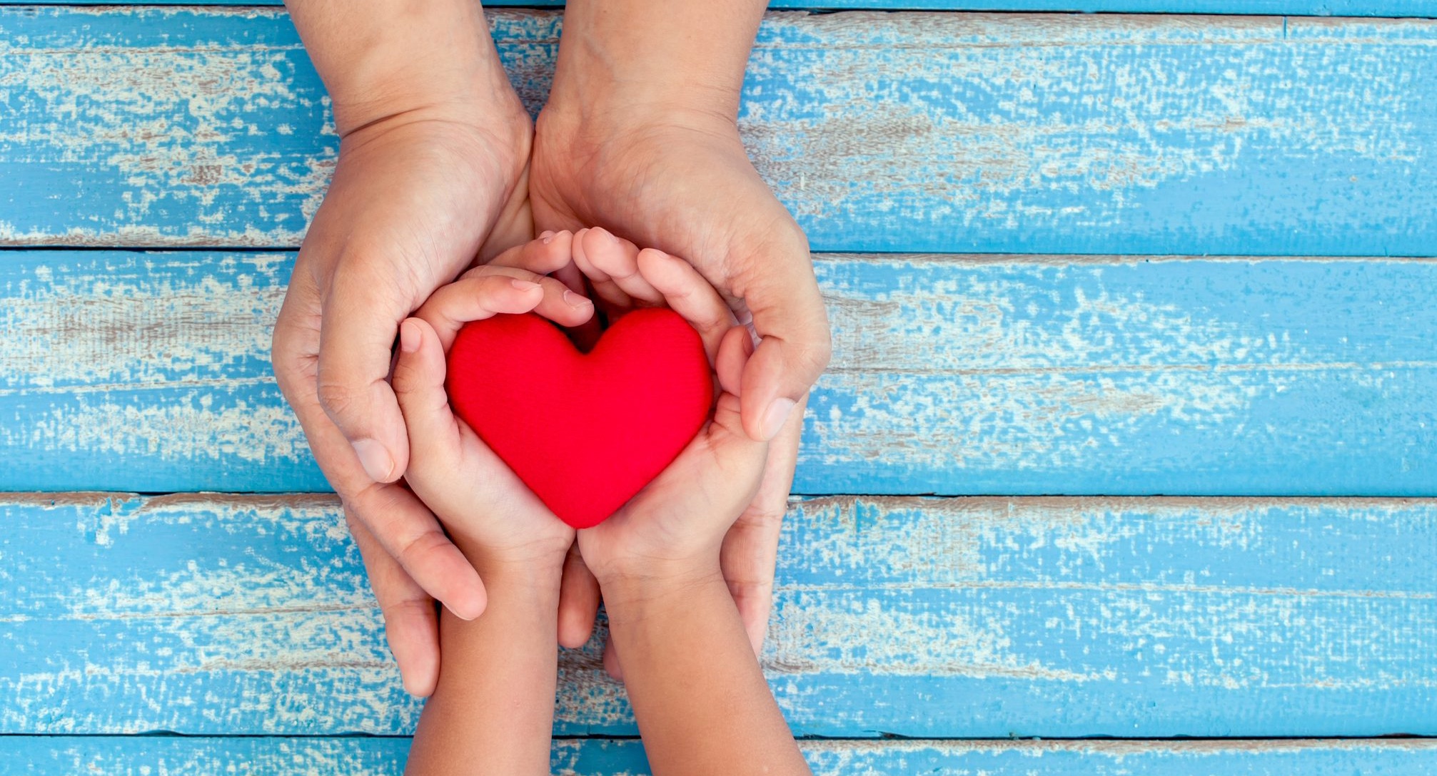 Придумайте себе такой ритуал, чтобы в любую секунду иметь возможность сказать ребёнку: я тебя люблю