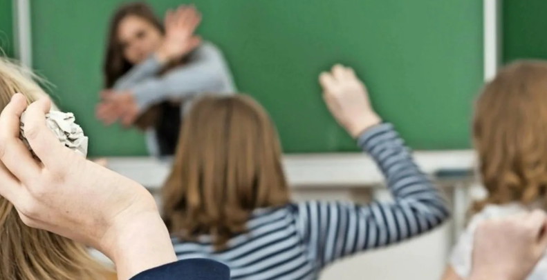 Униженные и оскорбленные: как учителя становятся жертвами администрации, родителей и детей