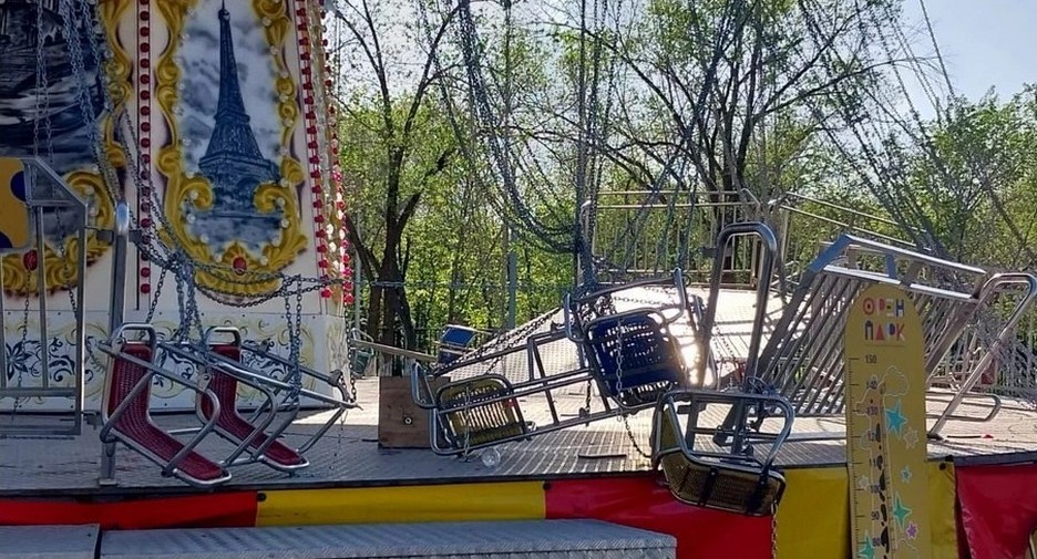 20 человек пострадали в результате обрушения аттракциона в Оренбурге