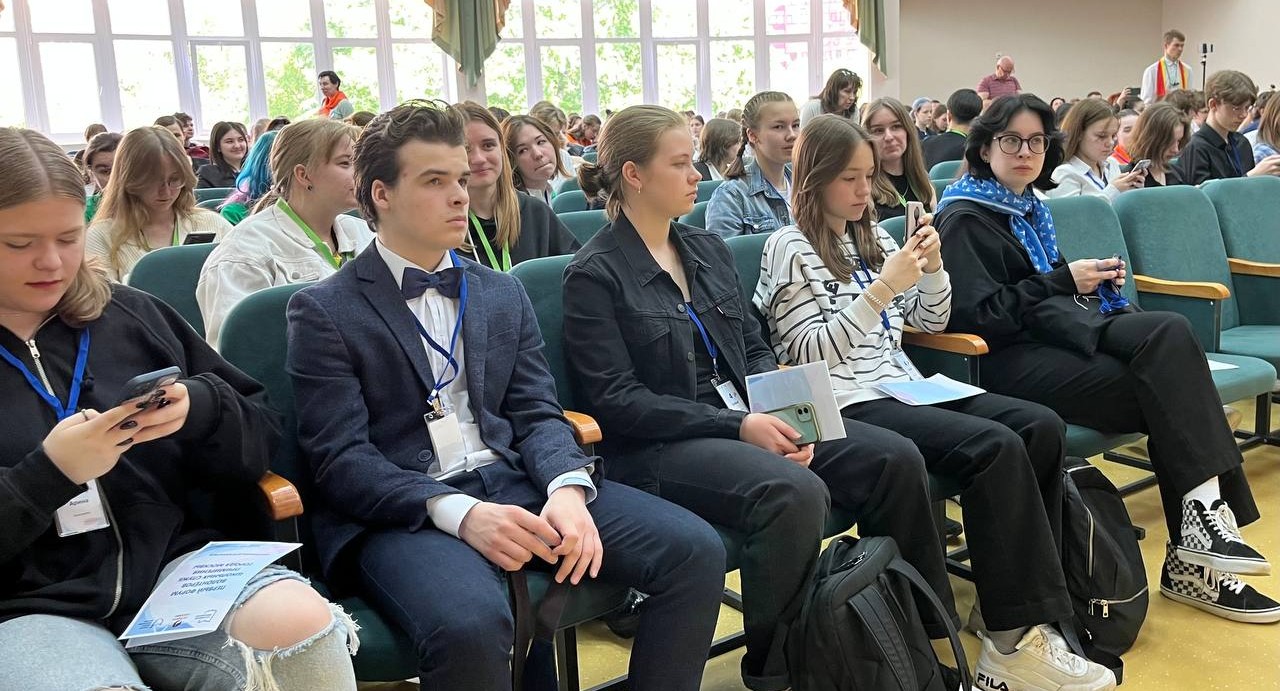 «Конфликт учит нас общаться»