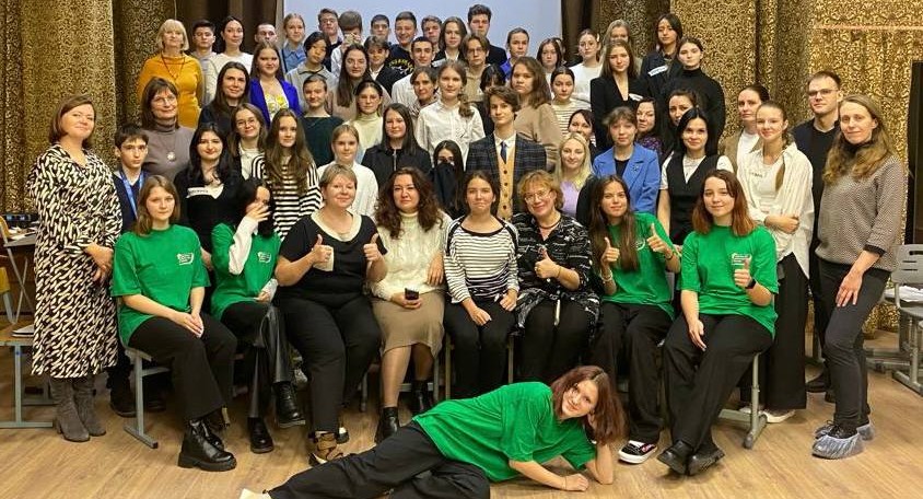 Что общего между литературой и клубом волонтеров школьной службы примирения «Диалог дружбы» 