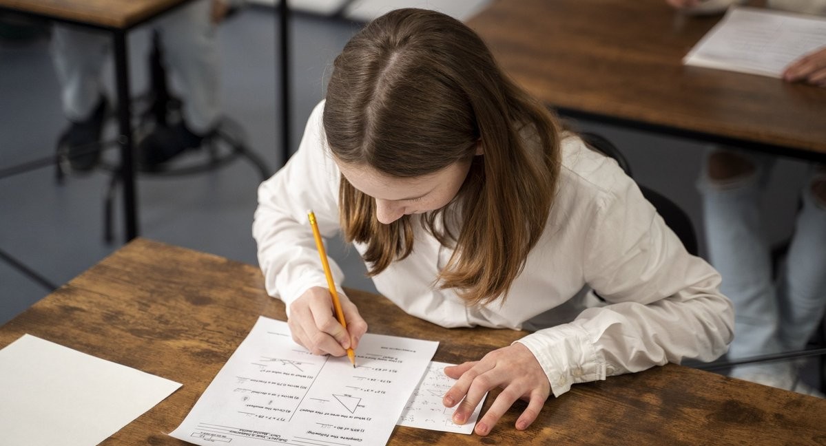 Пересдача ЕГЭ по одному из предметов для выпускников: Рособрнадзор готов внести изменения 