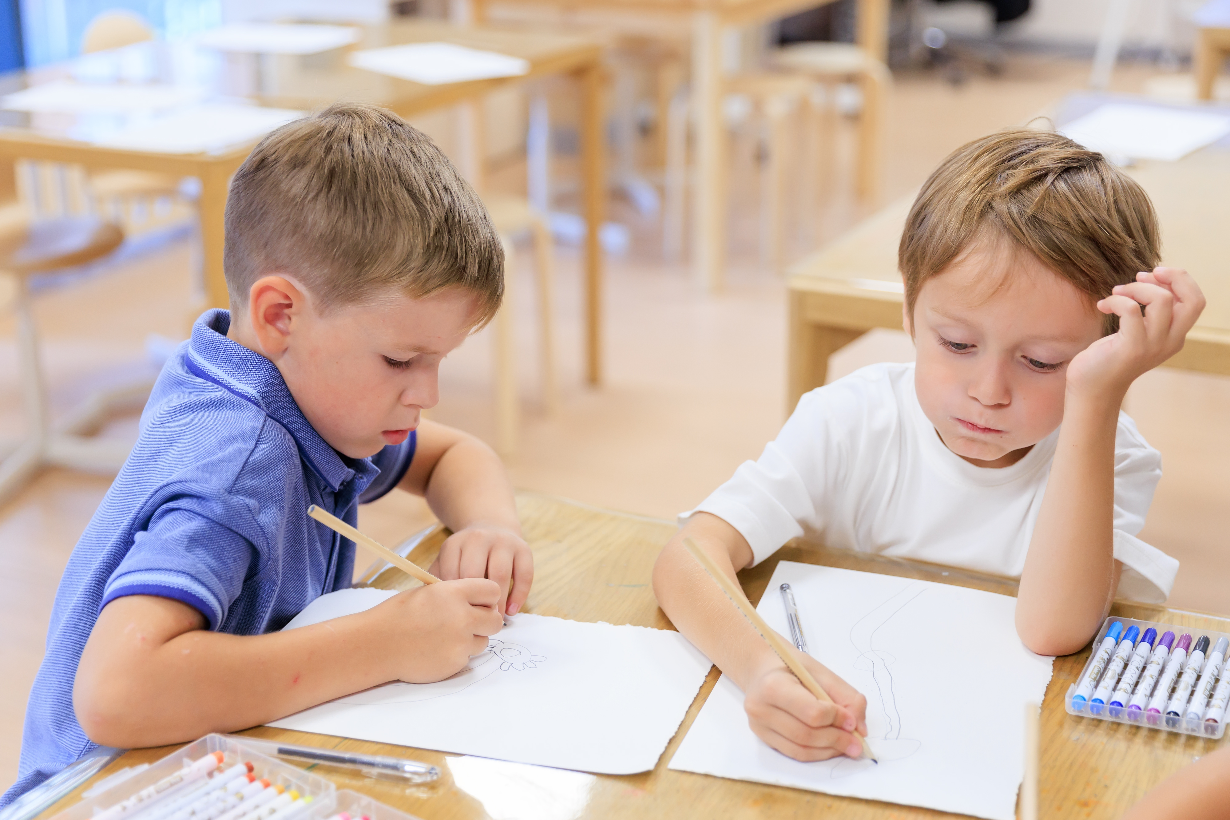 «В российских школах два уродливых явления – отметки и домашние задания»