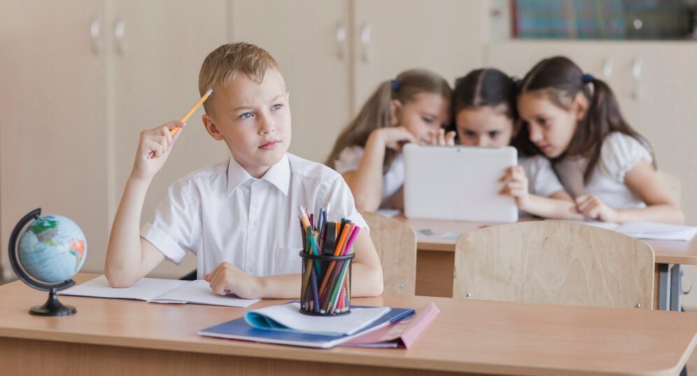 В России появится единое расписание уроков в школах