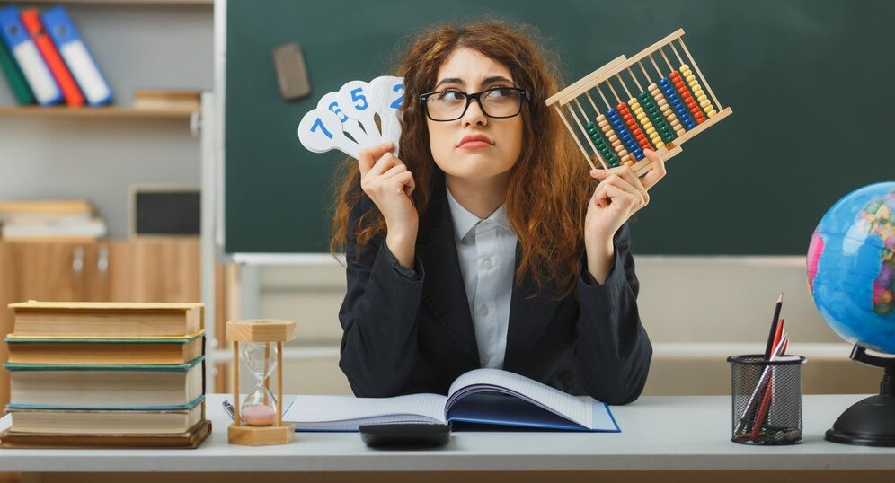 В Минпросвещения назвали размер средней зарплаты учителей