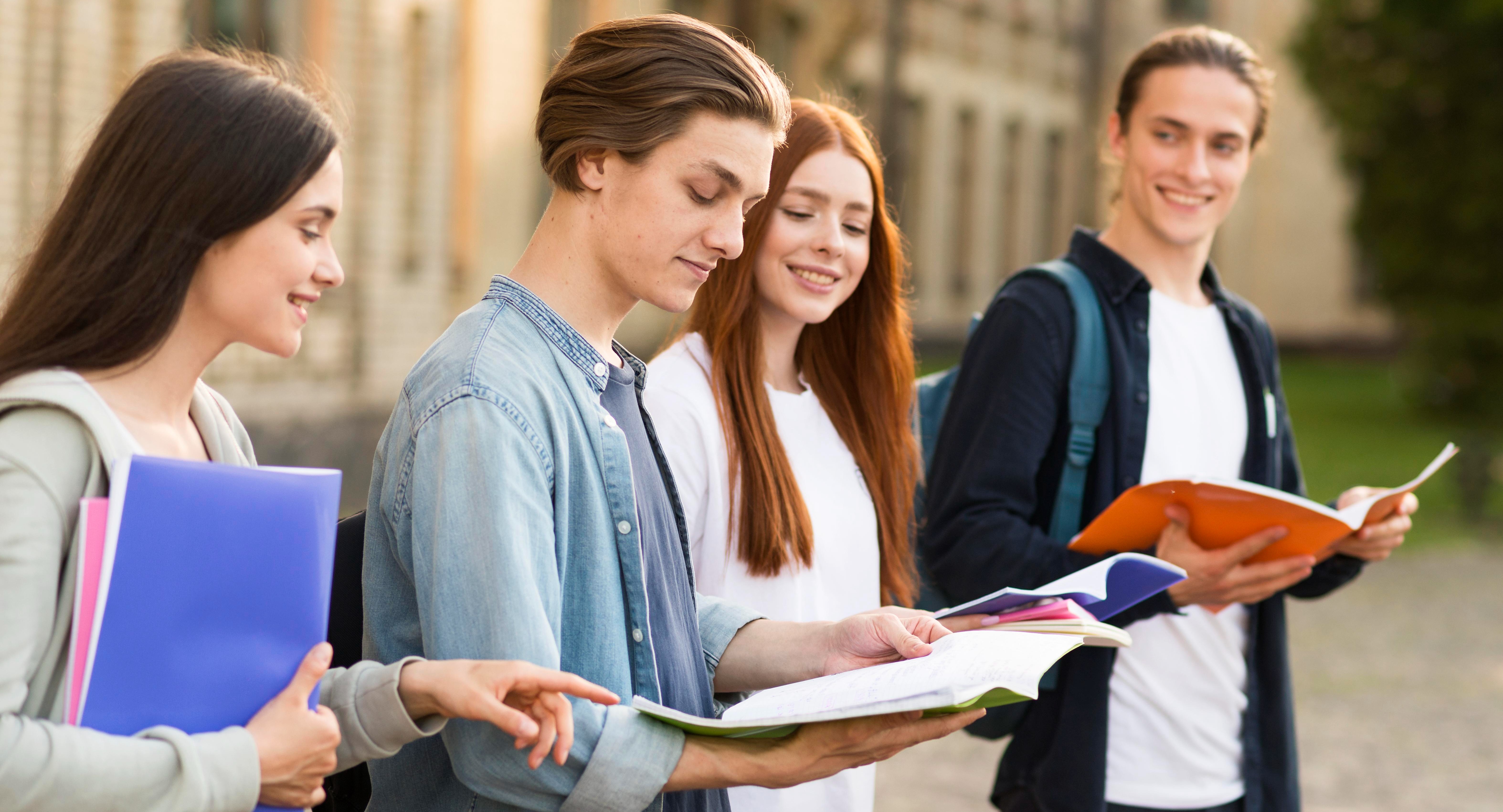 Виктор Садовничий предложил указывать в дипломе профессиональные сферы, в которых выпускник имеет право работать