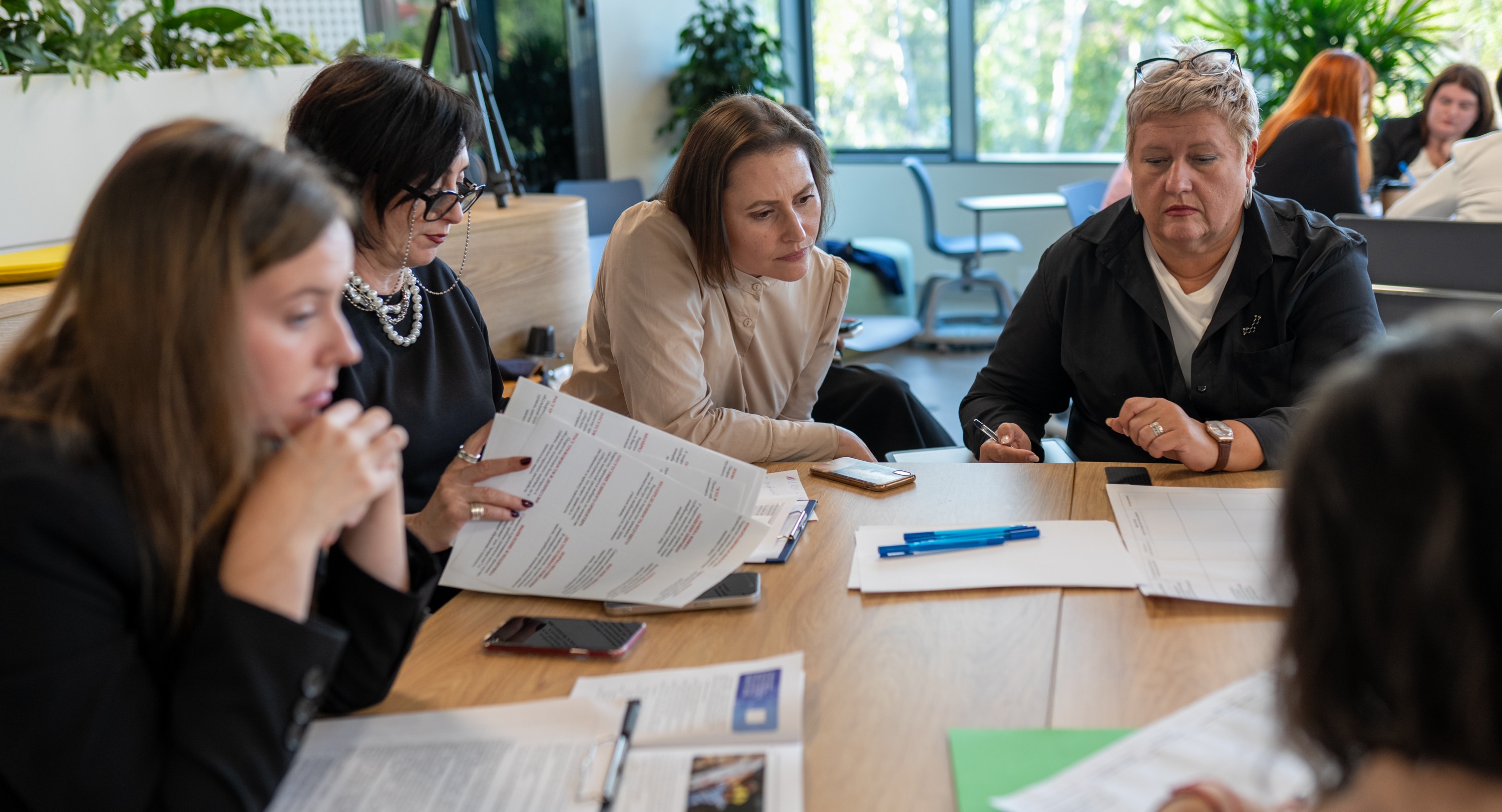 На экспертно-аналитическом семинаре рассмотрели и обсудили существующий опыт (практики) молодёжных и детских организаций Сахалинской области