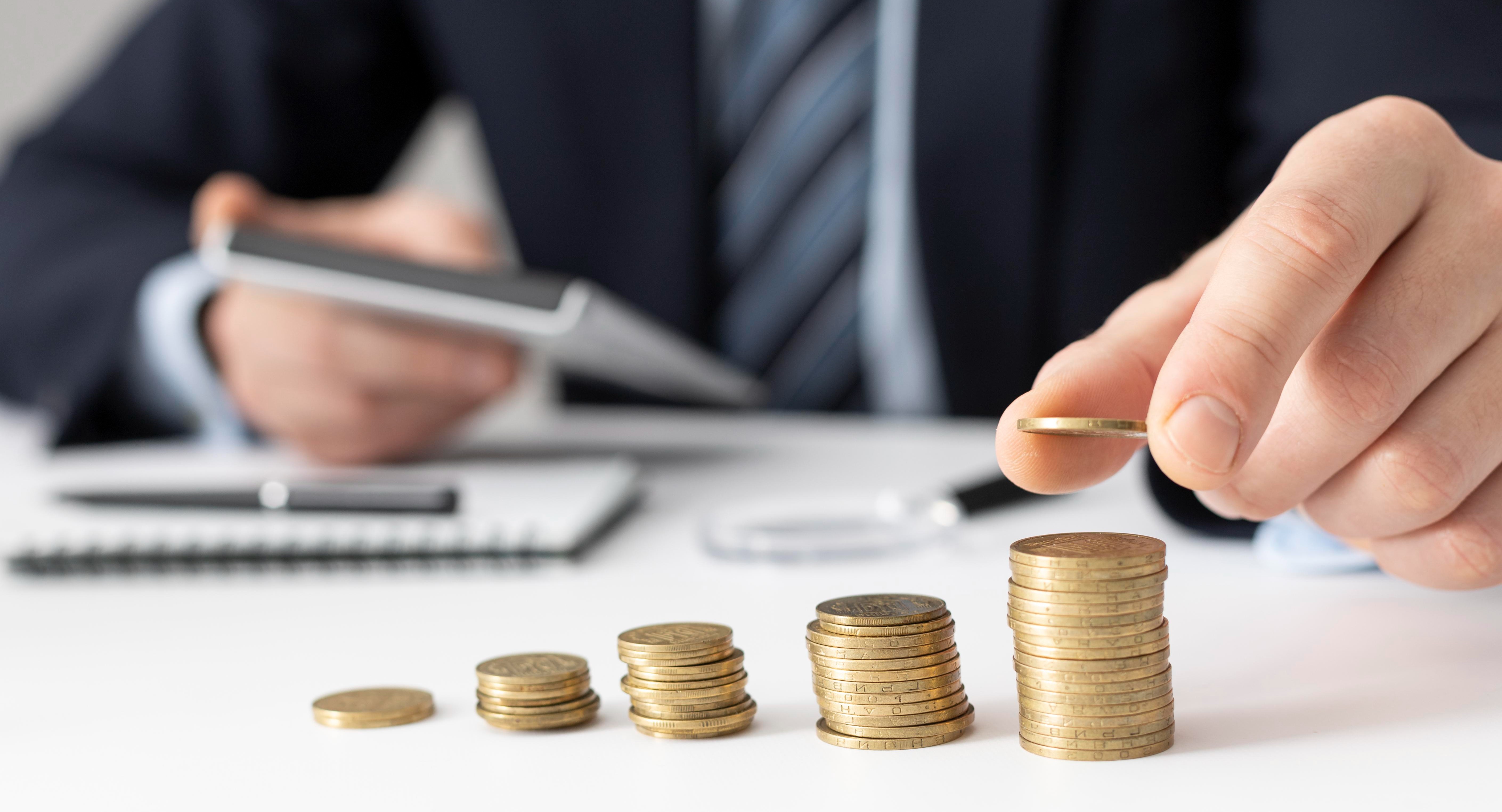 В Госдуме предложили в несколько раз повысить зарплату школьным учителям