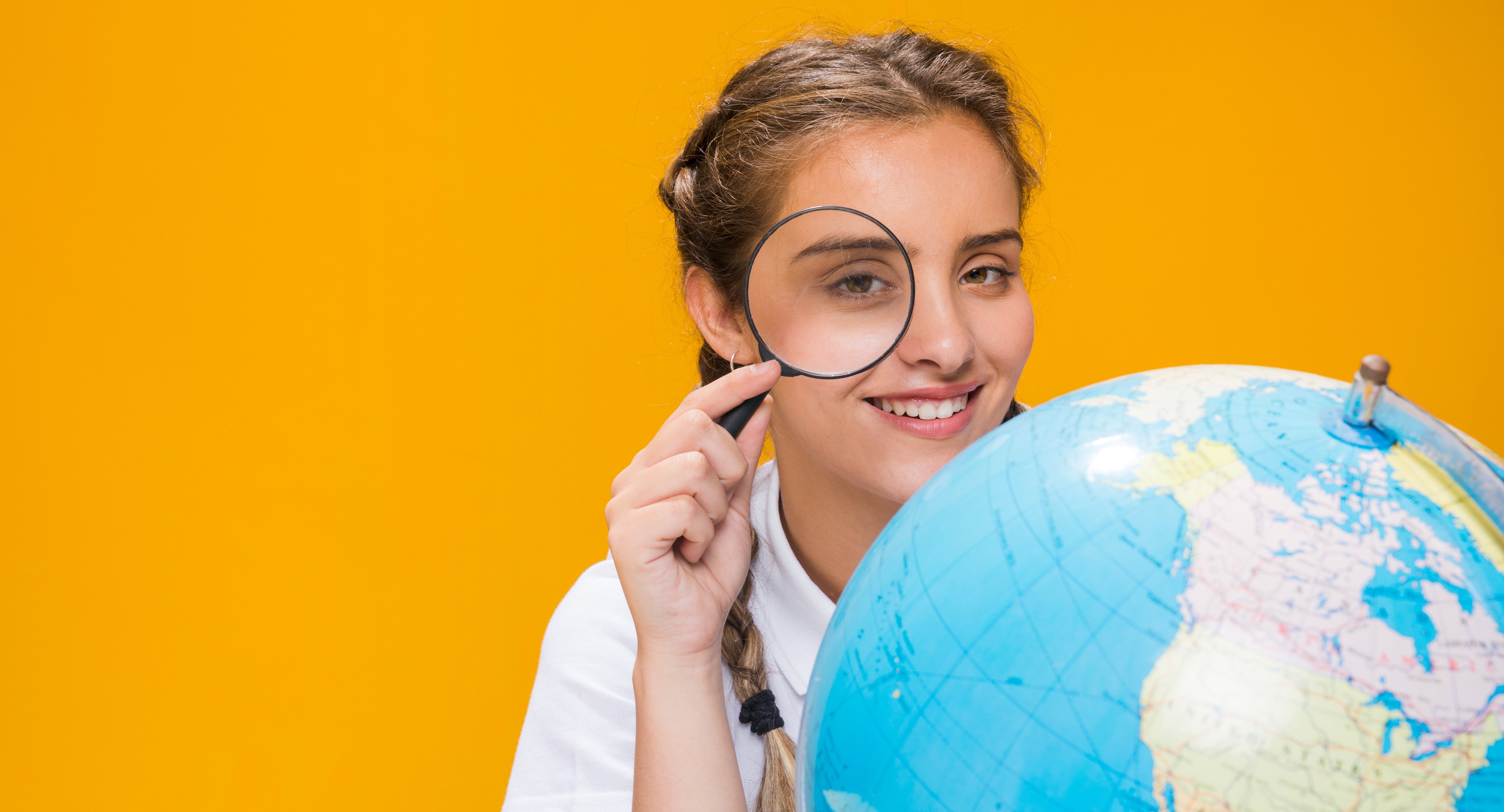 В школьных учебниках сделают упор на изучение России и добавят задания с ИИ