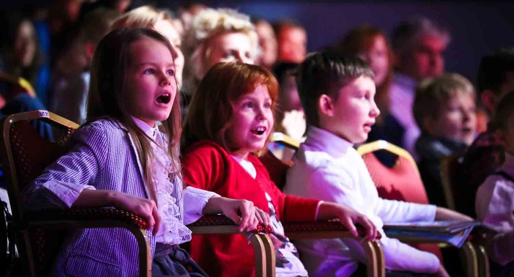 В школах Ленинградской области будут транслировать спектакли ведущих театров Санкт-Петербурга В школах Ленинградской области будут транслировать спектакли ведущих театров Санкт-Петербурга