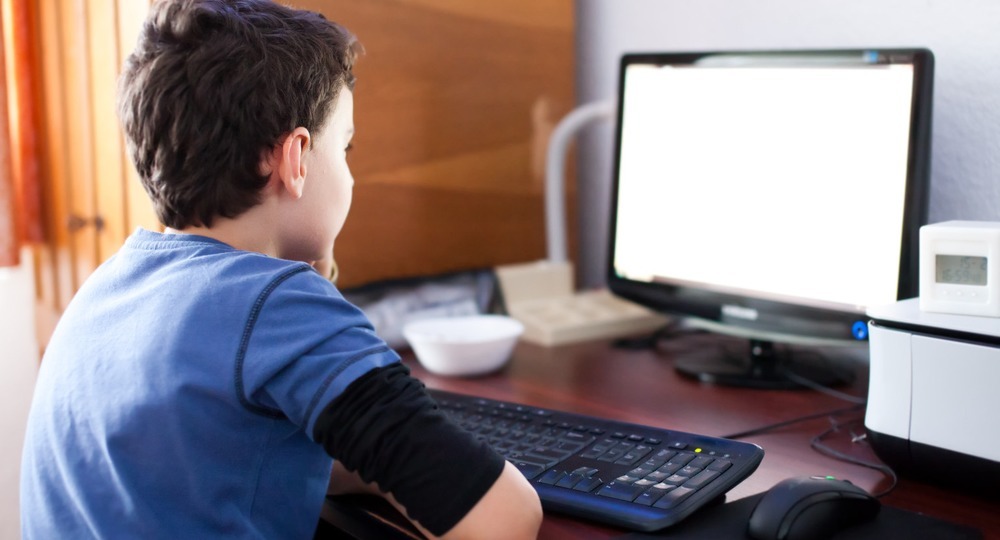 Сибирский школьник пойдет под суд за взлом электронного журнала Сибирский школьник пойдет под суд за взлом электронного журнала