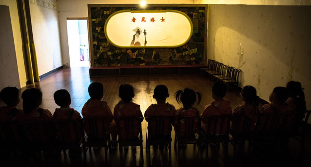 Китаянка призналась, что колола детей иголками в воспитательных целях Китаянка призналась, что колола детей иголками в воспитательных целях