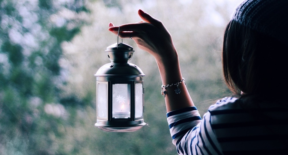 Под Брянском дети ходят в школу с карманными фонариками Под Брянском дети ходят в школу с карманными фонариками