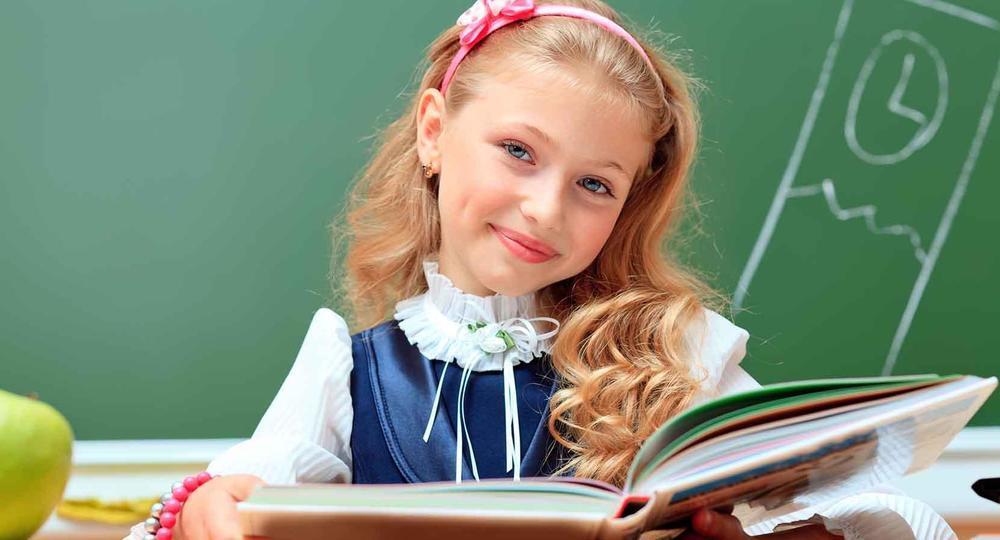 В английской школе учениц запретили называть «девочками»