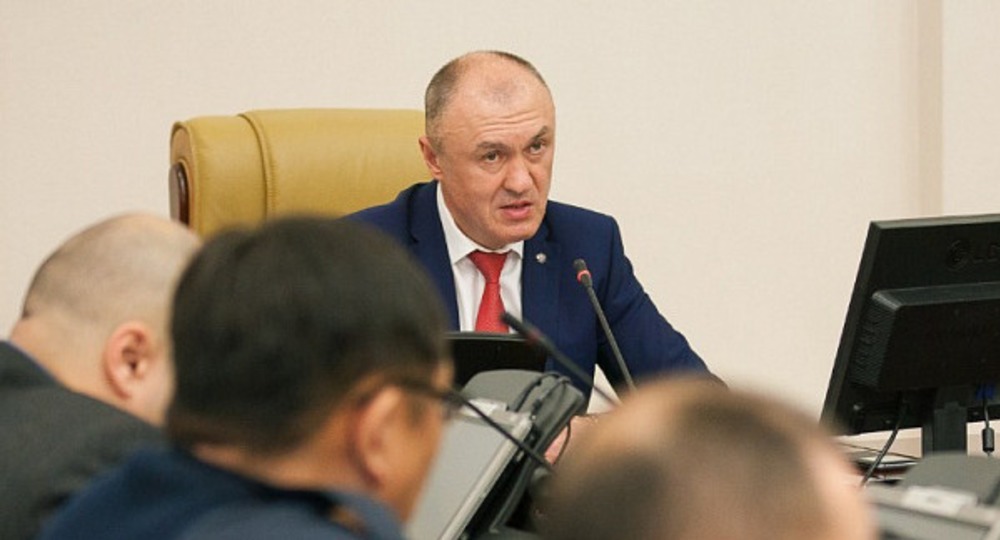 Подросток устроил резню в улан-удэнской школе один Подросток устроил резню в улан-удэнской школе один