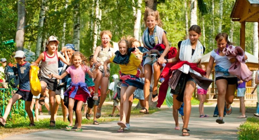 Минобрнауки предложило лицензировать образовательные программы в лагерях Минобрнауки предложило лицензировать образовательные программы в лагерях