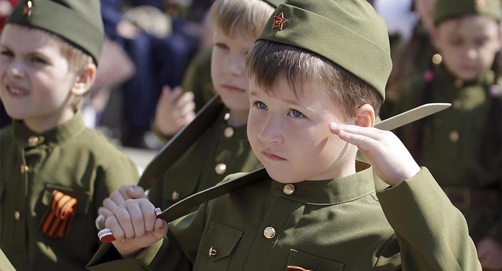 Правительство не поддержало законопроект «О патриотическом воспитании» Правительство не поддержало законопроект «О патриотическом воспитании»