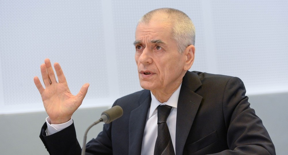 Геннадий Онищенко заступился за русских студентов британских университетов Геннадий Онищенко заступился за русских студентов британских университетов