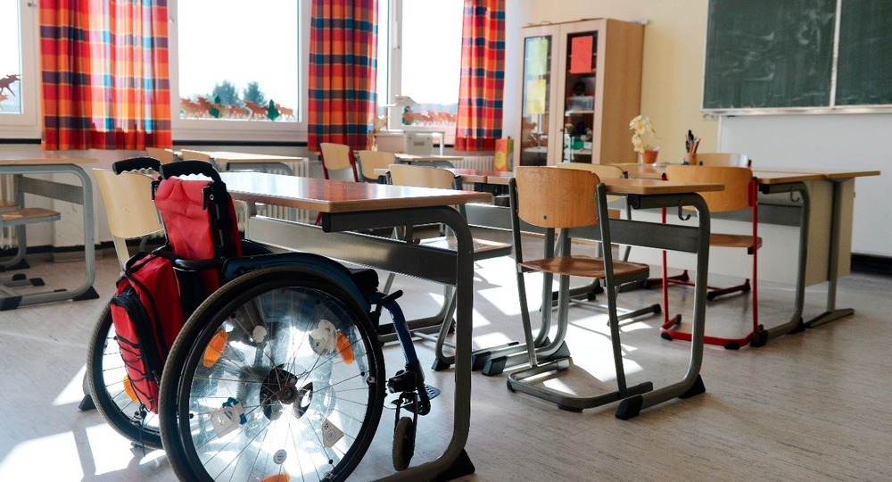 Школа не для всех Школа не для всех