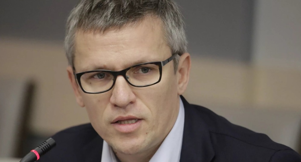 Жизнь с роботами Жизнь с роботами